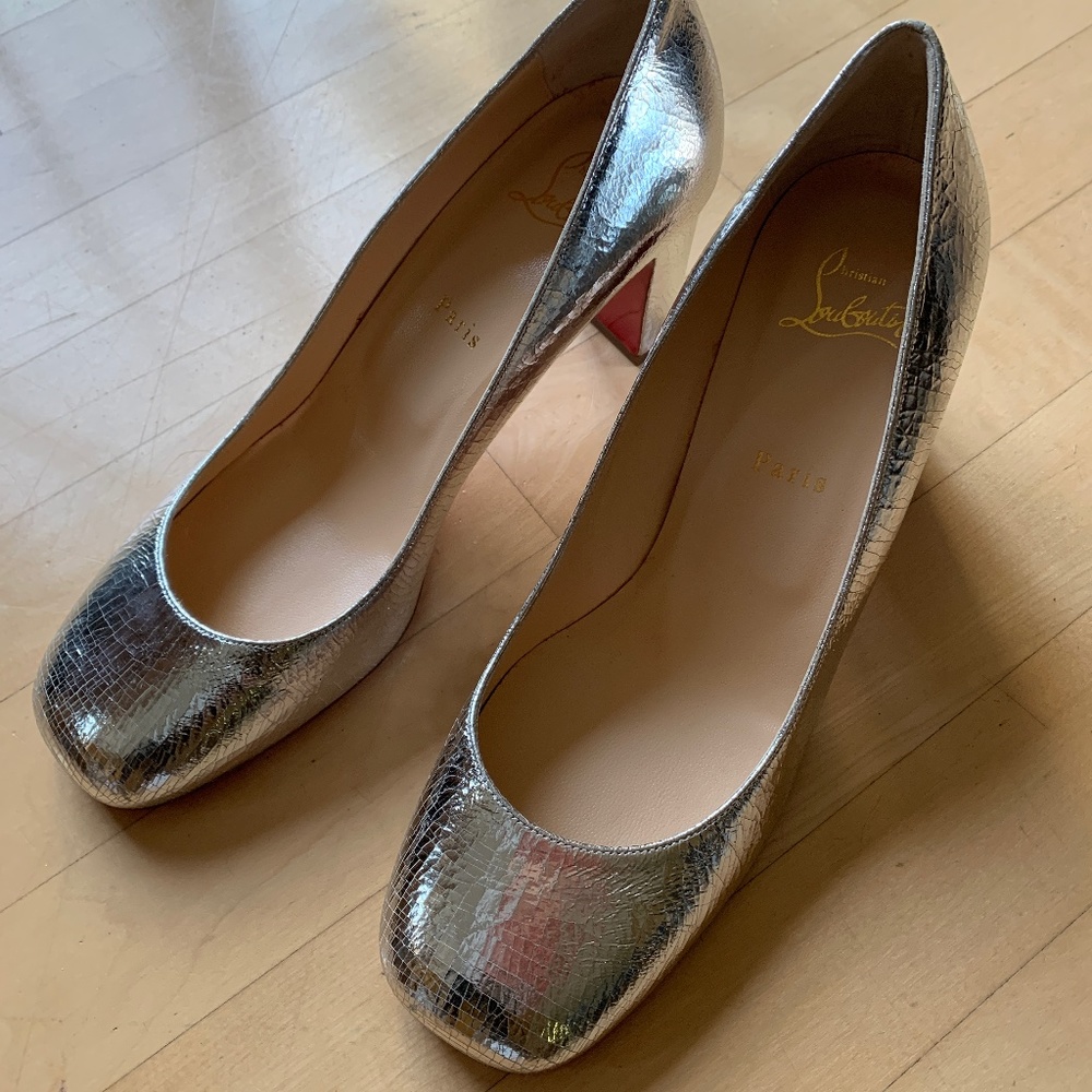 NWOB Christian Louboutin Silver Cadrilla 70 crackle glass classic pump 41(10.5 )